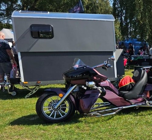 Extending teardrop trailer - extending,